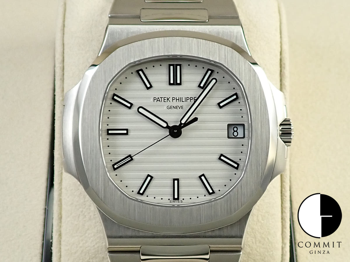 パテックフィリップ ノーチラス Ref.5711/1A-011 ステンレススチール ホワイト文字盤