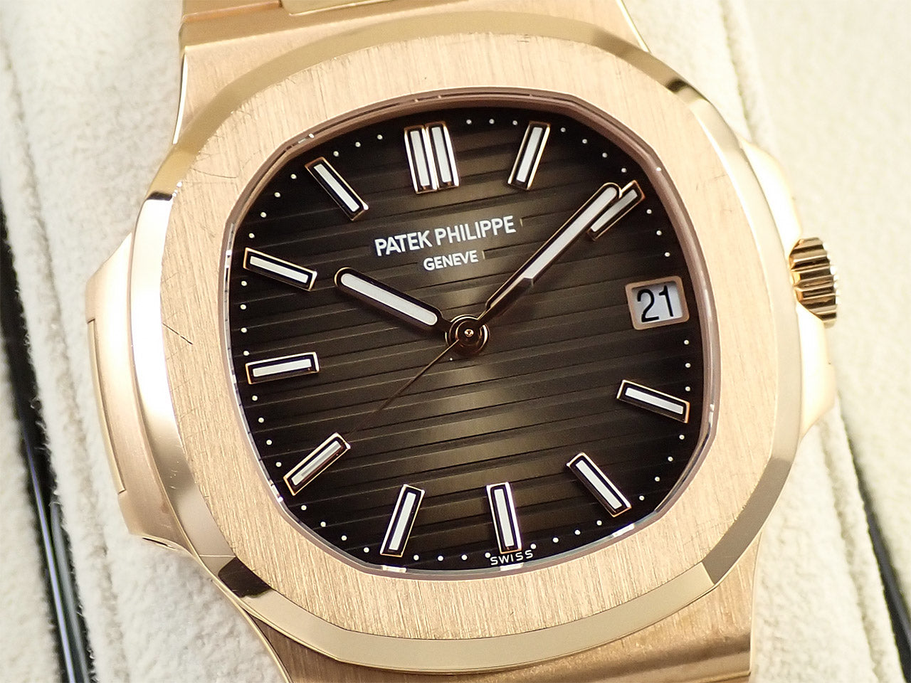 Patek Philippe Nautilus &lt;Warranty, Box, etc.&gt;