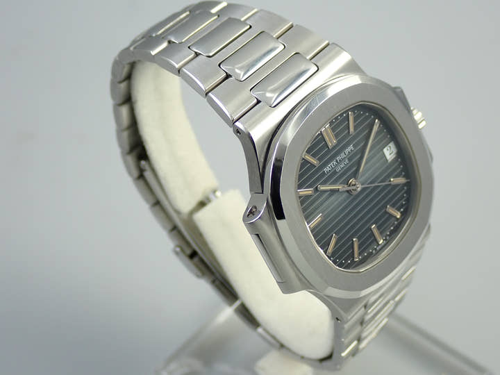 Patek Philippe Nautilus Ref. 3800/001 Stainless Steel Blue Dial