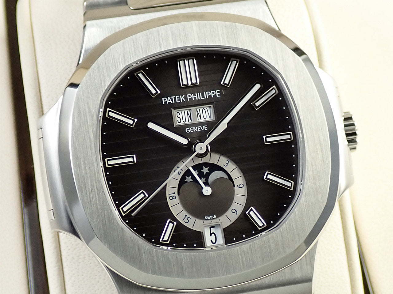 Patek Philippe Nautilus Annual Calendar Moon Phase &lt;Warranty, Box, etc.&gt;