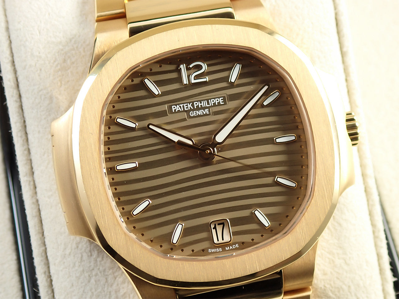 Patek Philippe Nautilus &lt;Warranty, Box, etc.&gt;