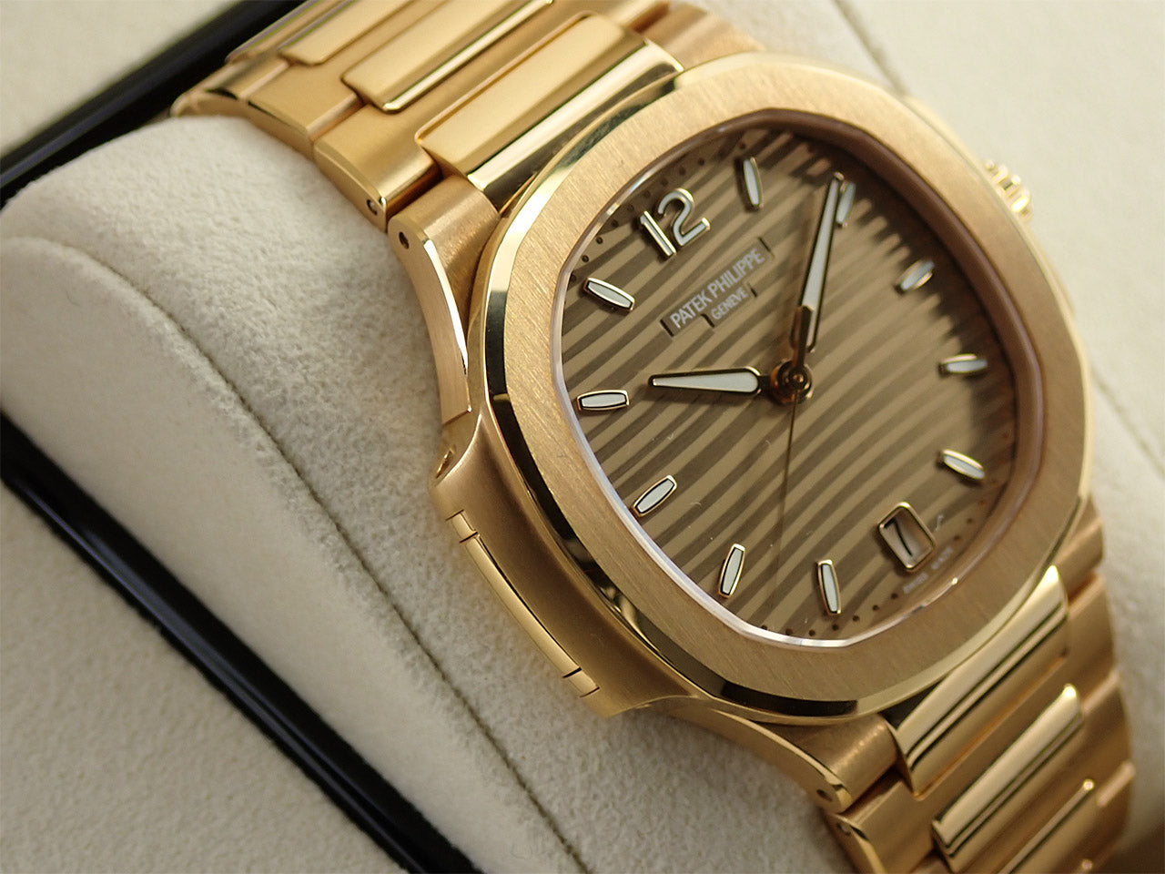 Patek Philippe Nautilus &lt;Warranty, Box, etc.&gt;