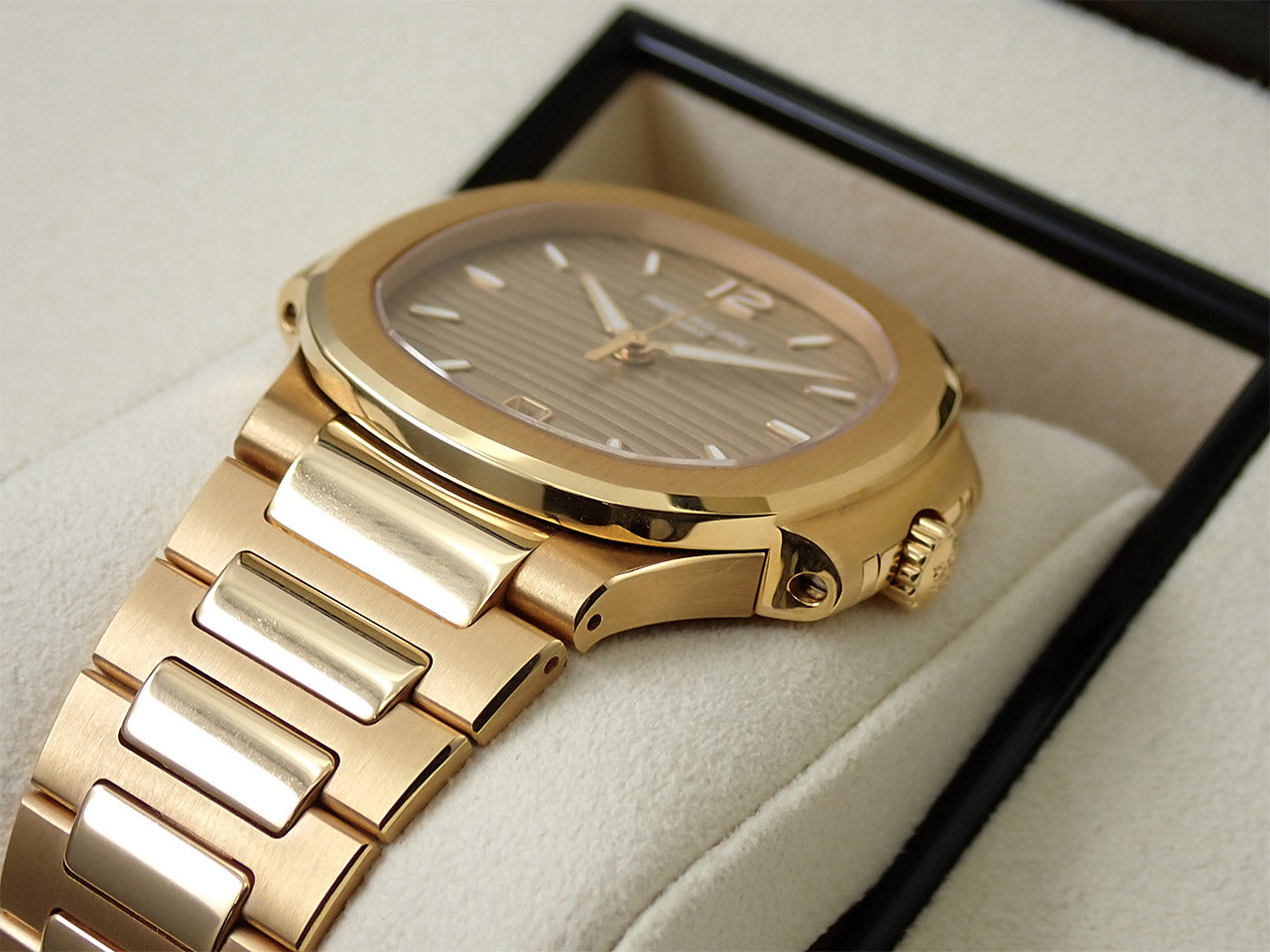 Patek Philippe Nautilus &lt;Warranty, Box, etc.&gt;