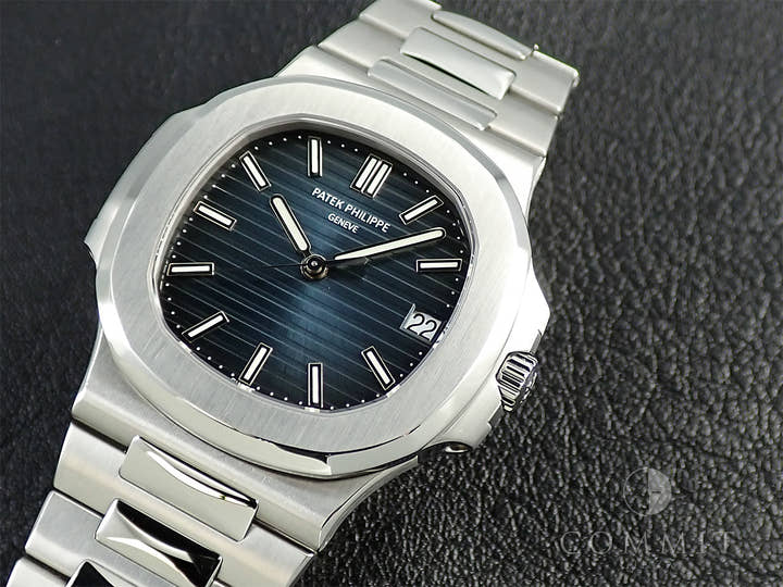 パテックフィリップ ノーチラス Ref.5711/1A-010 ステンレススチール ブルー文字盤