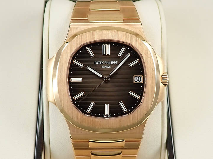 パテックフィリップ ノーチラス Ref.5711/1R-001 ローズゴールド ブラウン・ブラック・グラデーション文字盤
