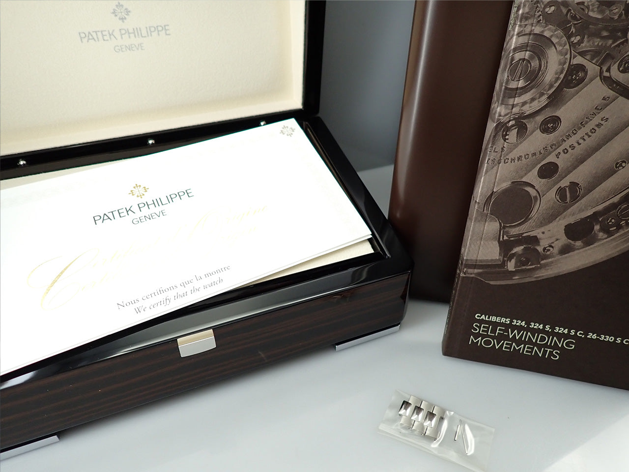 Patek Philippe Nautilus &lt;Warranty, Box, etc.&gt;