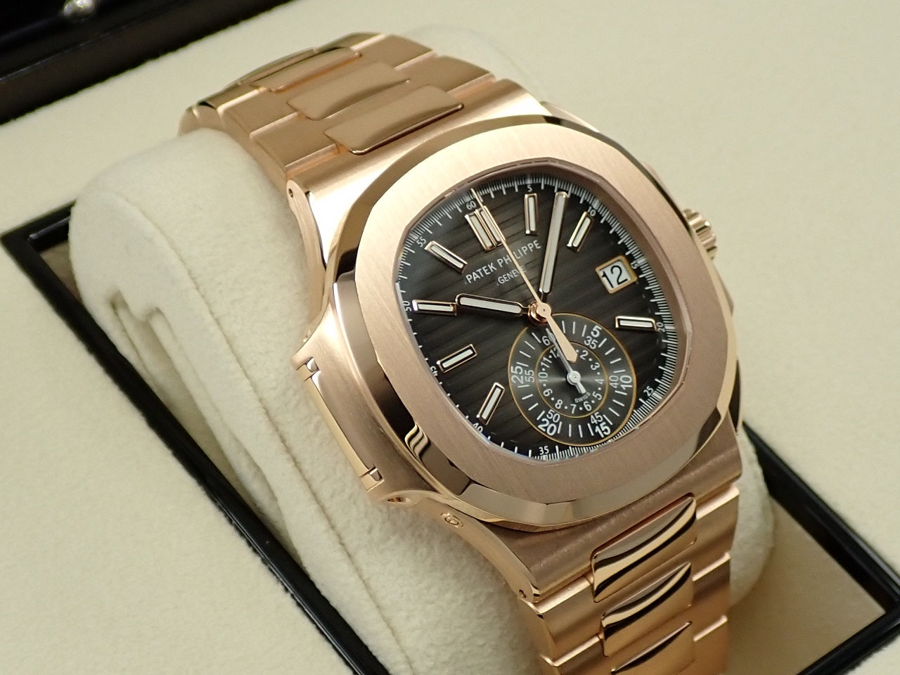 Patek Philippe Nautilus &lt;Warranty, Box, etc.&gt;