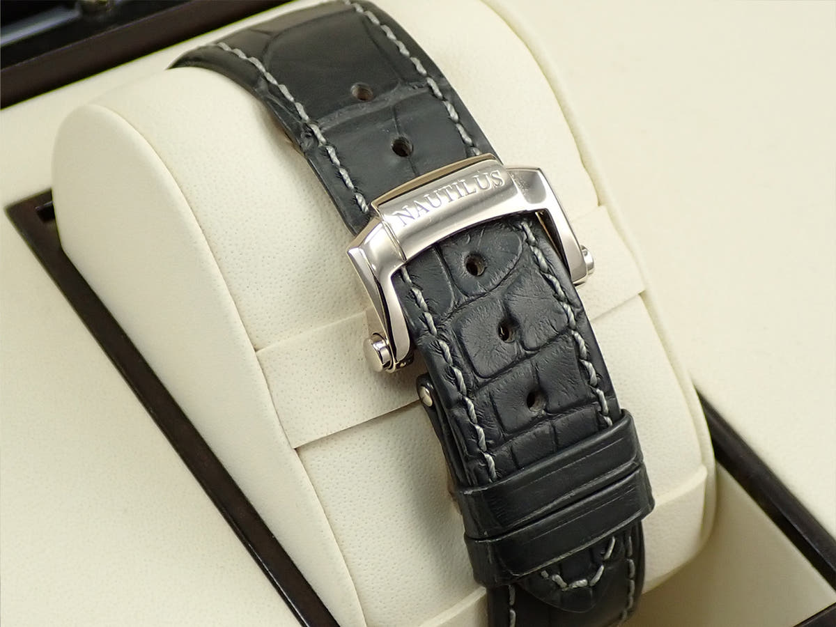 パテックフィリップ ノーチラス プチコンプリケーション TIFFANY＆CO. Ref.5712G-001 スレート文字盤 中古 3UKHMTYM