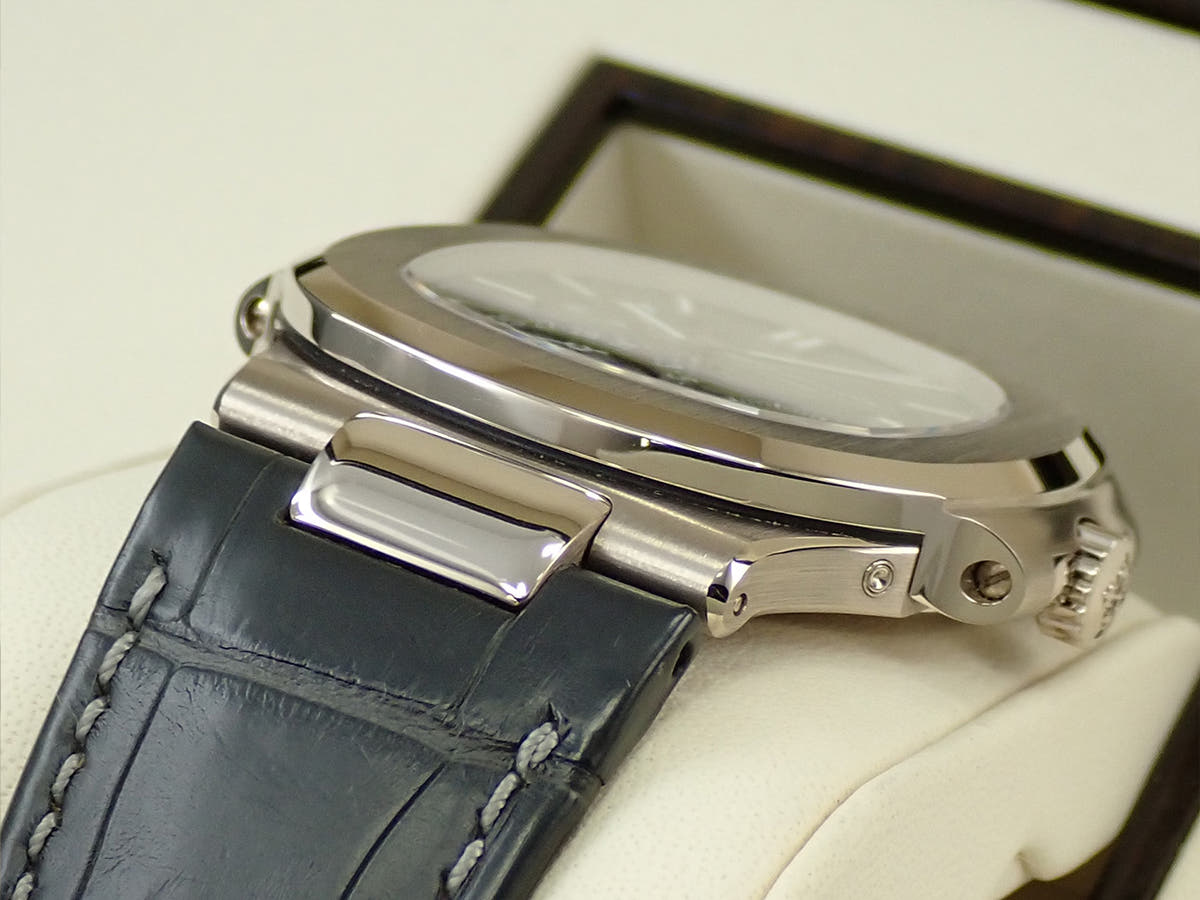 パテックフィリップ ノーチラス プチコンプリケーション TIFFANY＆CO. Ref.5712G-001 スレート文字盤 中古 3UKHMTYM