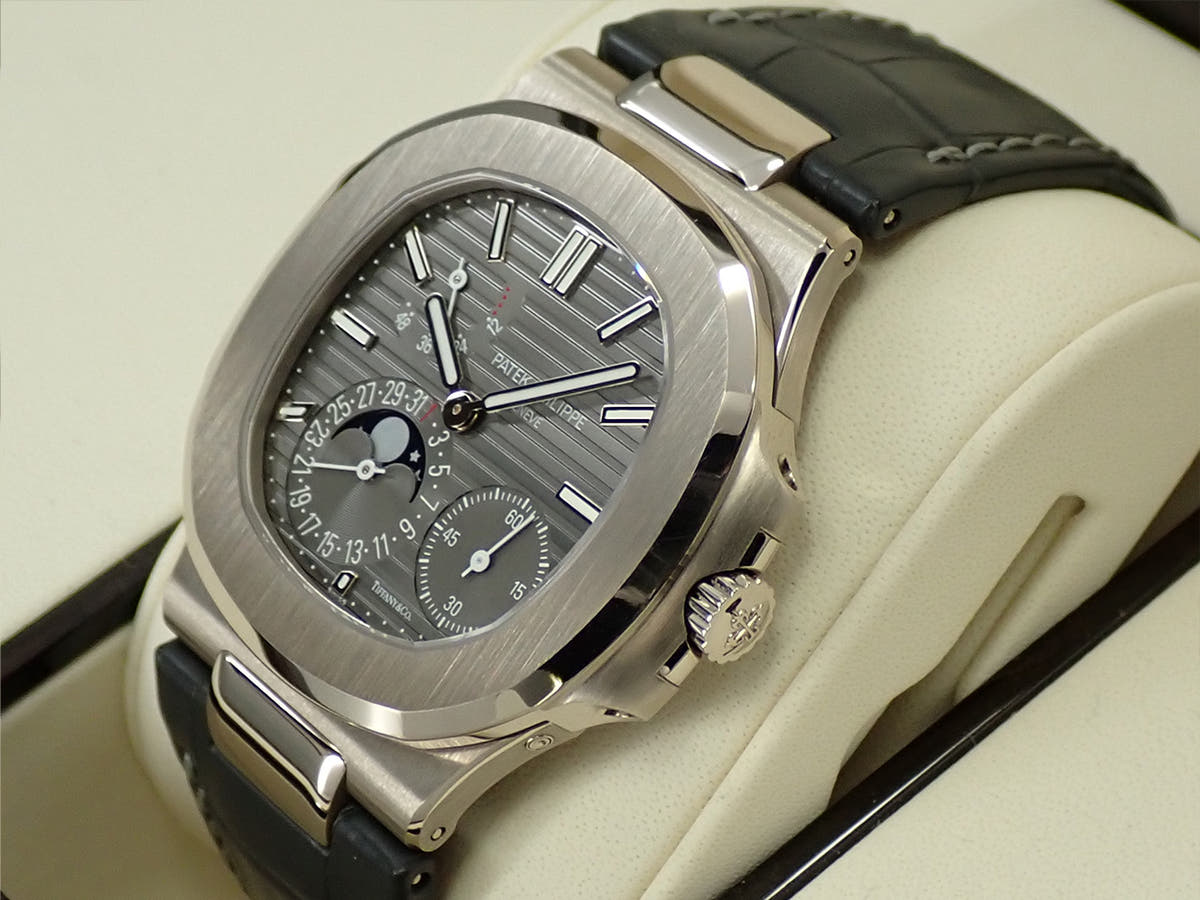 パテックフィリップ ノーチラス プチコンプリケーション TIFFANY＆CO. Ref.5712G-001 スレート文字盤 中古 3UKHMTYM