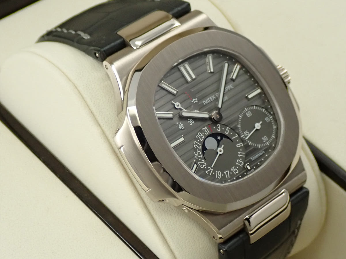 パテックフィリップ ノーチラス プチコンプリケーション TIFFANY＆CO. Ref.5712G-001 スレート文字盤 中古 3UKHMTYM
