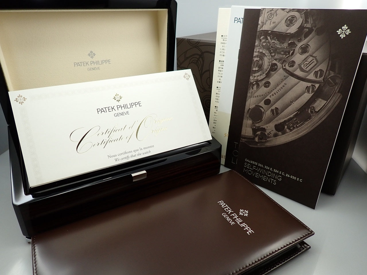 Patek Philippe Nautilus &lt;Warranty, Box, etc.&gt;