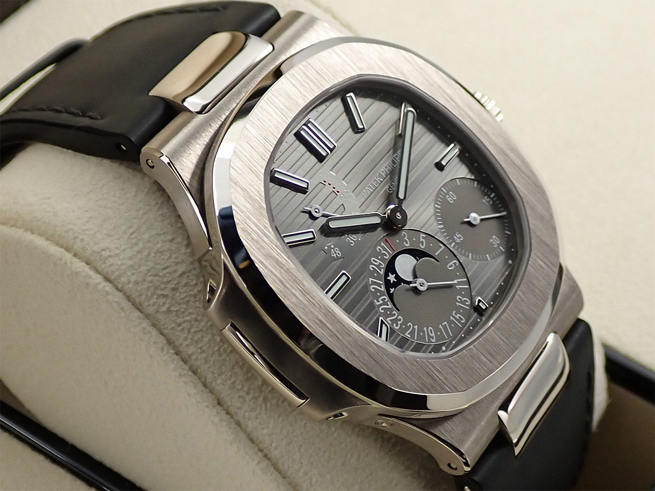 Patek Philippe Nautilus Petite Complication &lt;Warranty, Box, etc.&gt;