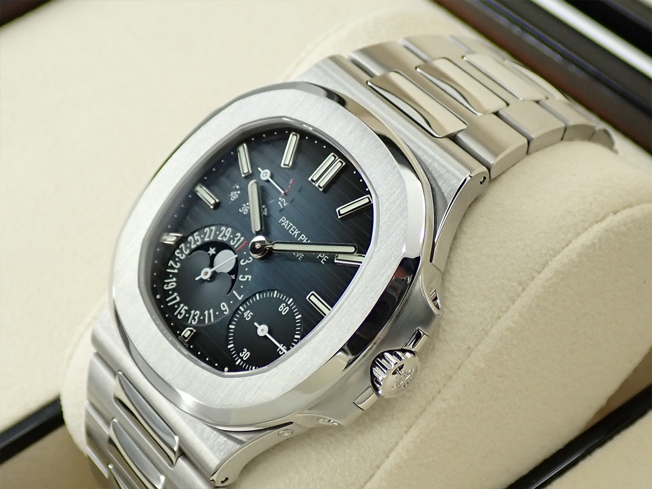 Patek Philippe Nautilus Petite Complication &lt;Warranty, Box, etc.&gt;