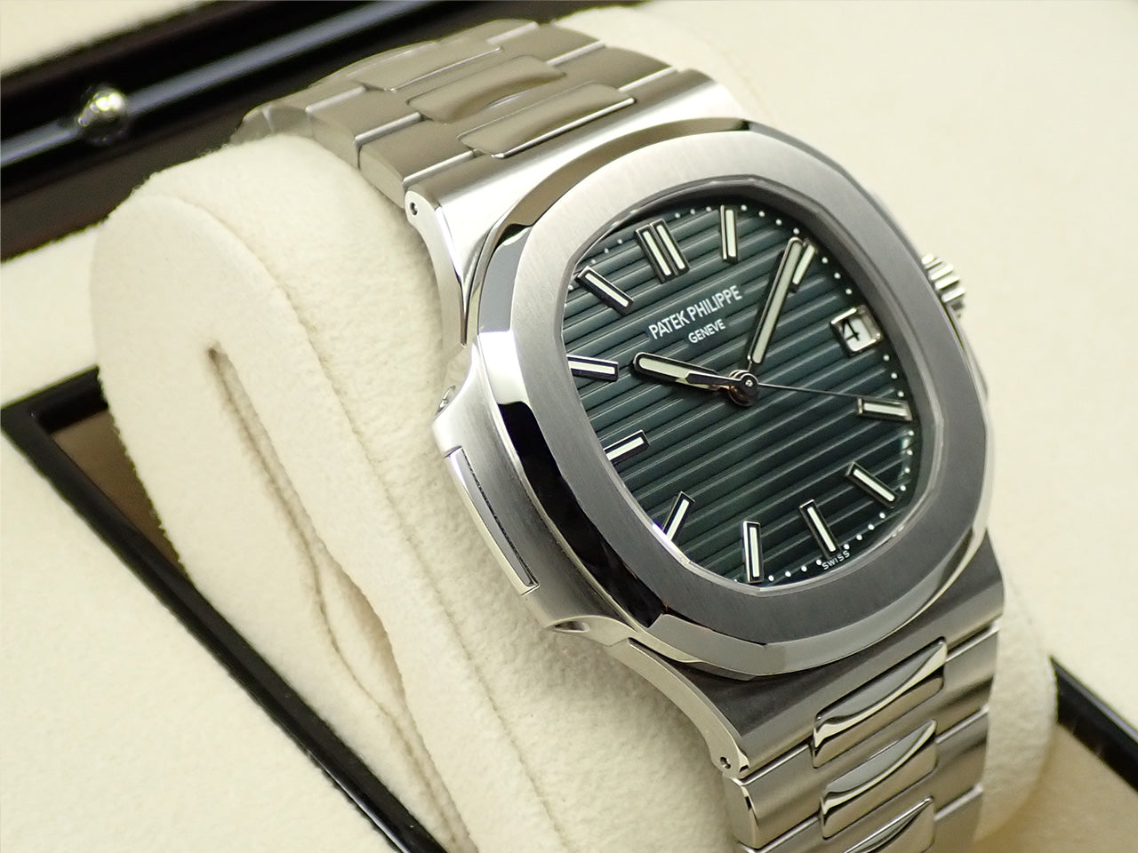 Patek Philippe Nautilus &lt;Warranty, Box, etc.&gt;