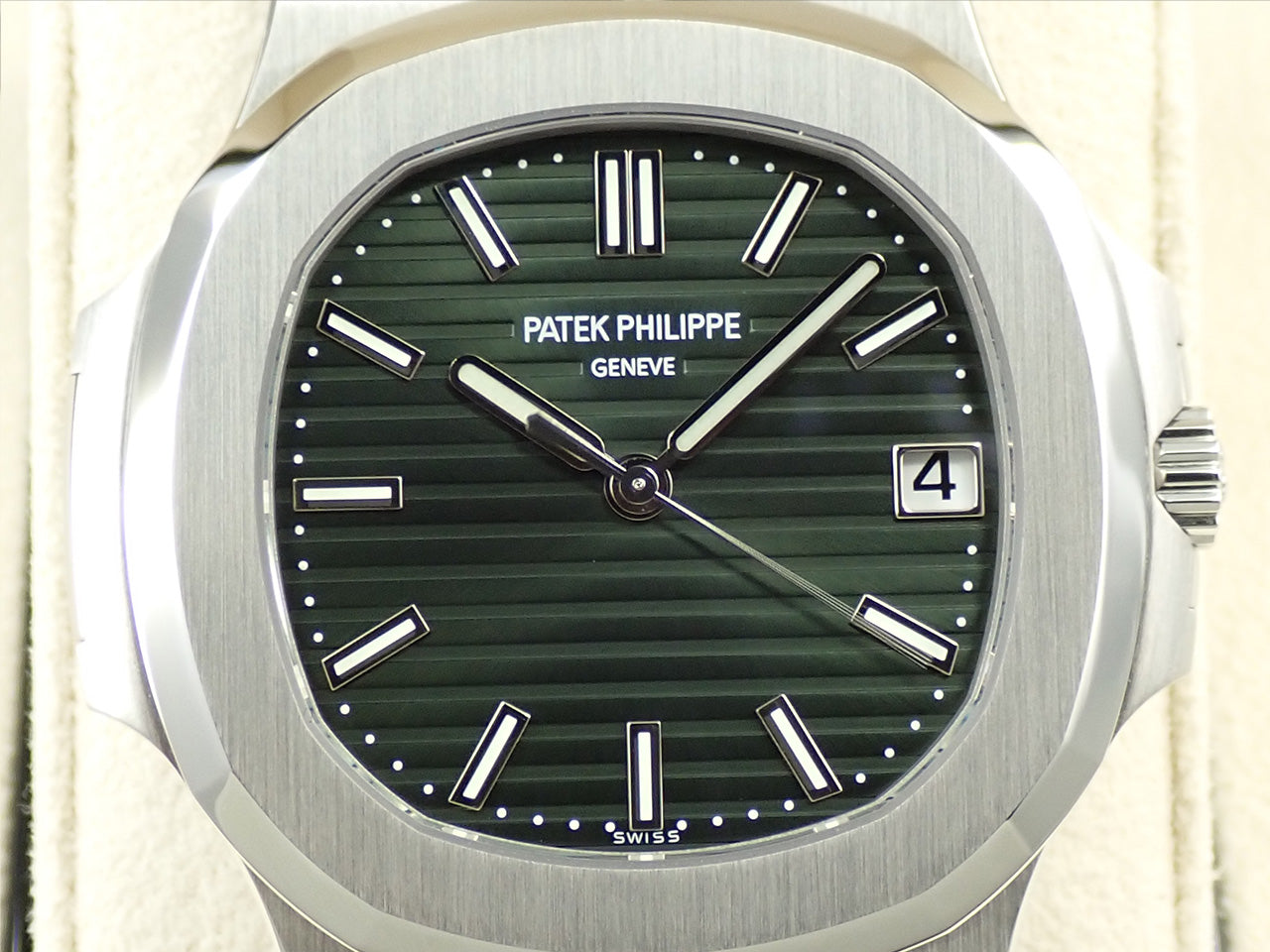 Patek Philippe Nautilus &lt;Warranty, Box, etc.&gt;