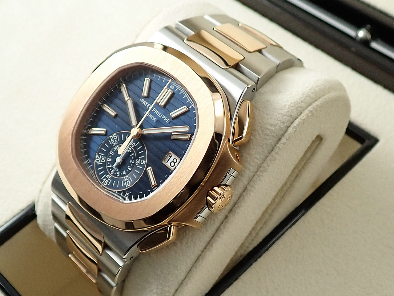 Patek Philippe Nautilus &lt;Warranty, Box, etc.&gt;