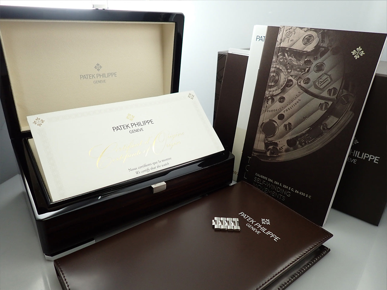 Patek Philippe Nautilus &lt;Warranty, Box, etc.&gt;