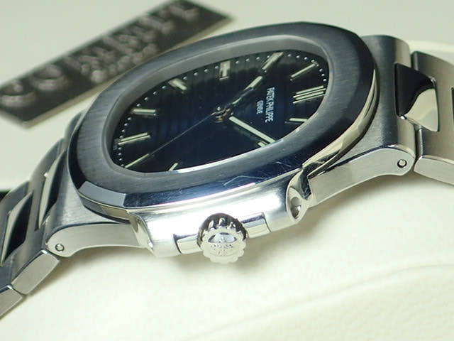 パテックフィリップ ノーチラス Ref.5800/1A-001 ダークブルー文字盤 中古 nautilus-33