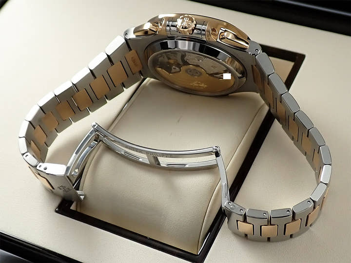 パテックフィリップ ノーチラス クロノグラフ Ref.5980/1AR-001 ステンレススチール/ローズゴールド ブルー文字盤