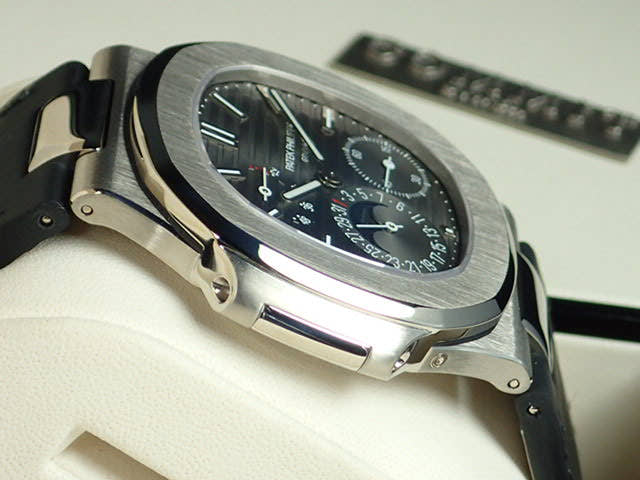 パテックフィリップ ノーチラス Ref.5712G-001 グレー文字盤 中古 nautilus-34