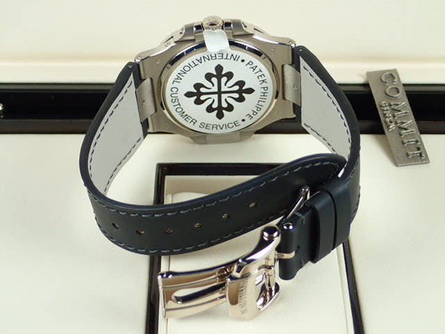 パテックフィリップ ノーチラス Ref.5712G-001 グレー文字盤 中古 nautilus-34