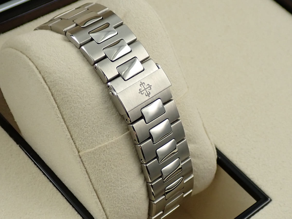 パテックフィリップ ノーチラス Ref.5711/1A-010 ブルー文字盤 美品 4R6YZUPT