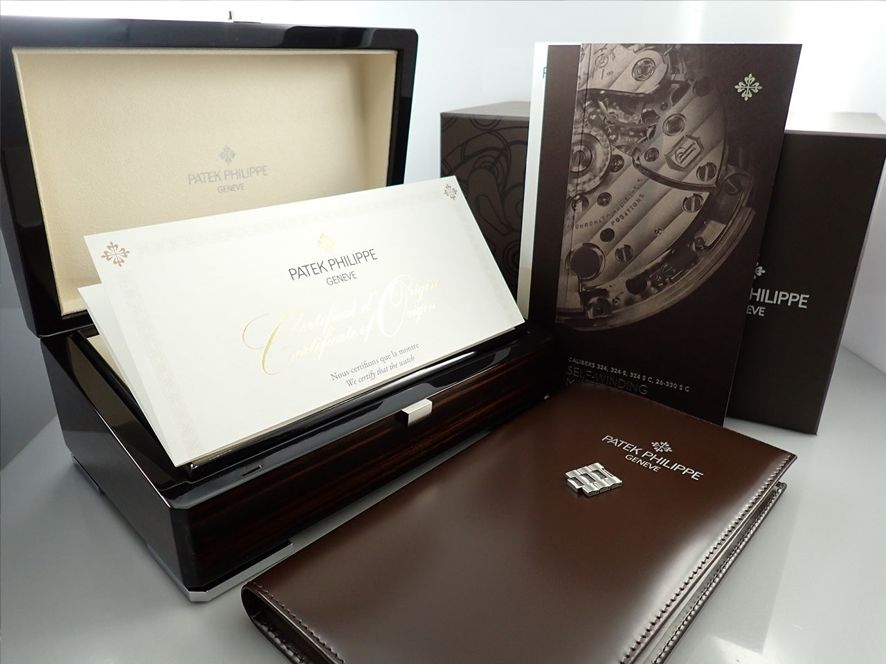 Patek Philippe Nautilus &lt;Warranty, Box, etc.&gt;