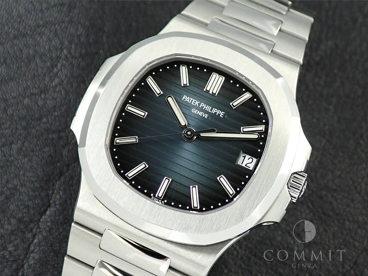 パテックフィリップ ノーチラス Ref.5711/1A-010 ステンレススチール ブルー文字盤