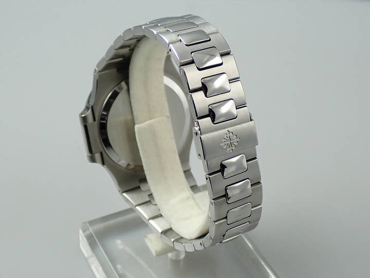 Patek Philippe Nautilus <Warranty, Box, etc.>