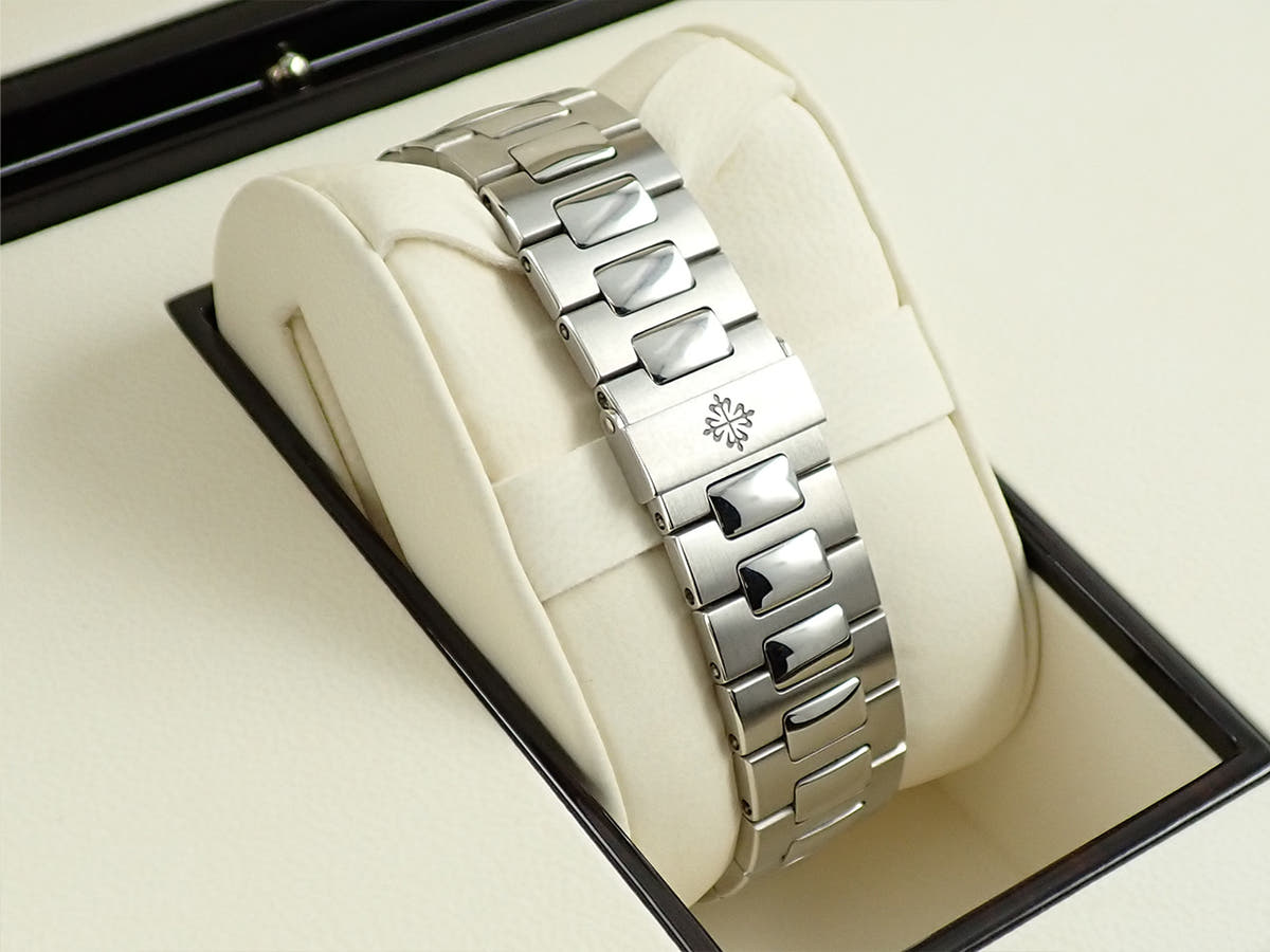 パテックフィリップ ノーチラス Ref.5800/1A-001 ブルー文字盤 美品 S9139697