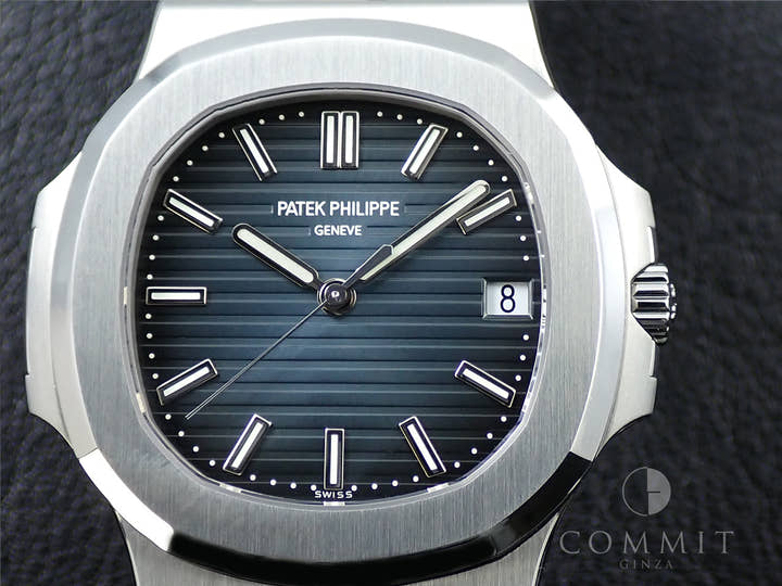 パテックフィリップ ノーチラス Ref.5711/1A-010 ステンレススチール ブルー文字盤
