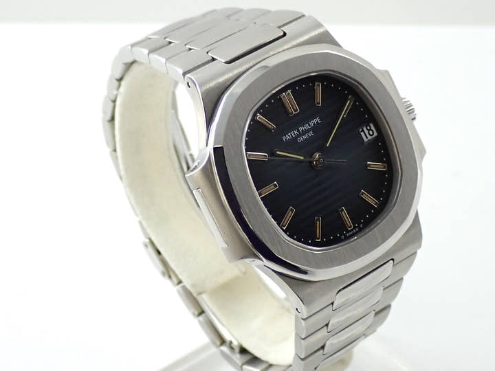 Patek Philippe Nautilus <Warranty, Box, etc.>