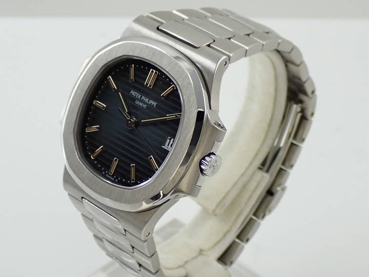 Patek Philippe Nautilus <Warranty, Box, etc.>