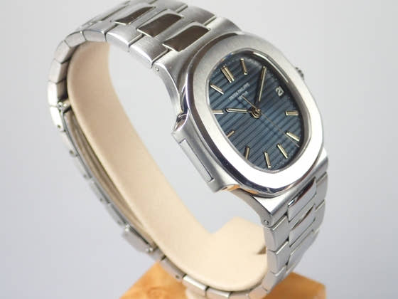 パテックフィリップ ノーチラス Ref.3800/1 ブルー文字盤 中古 nautilus-3