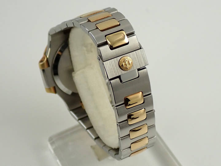パテックフィリップ ノーチラス Ref.3800/1AJ ステンレススチール/イエローゴールド シャンパン文字盤