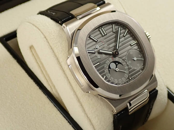 Patek Philippe Nautilus Petite Complication &lt;Warranty, Box, etc.&gt;