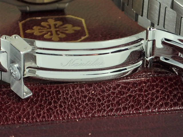 パテックフィリップ ノーチラス Ref.3800/1A ダークブルー文字盤 中古 nautilus-41