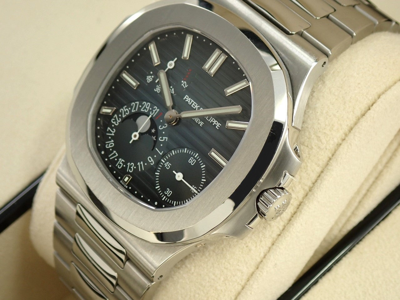 Patek Philippe Nautilus Petite Complication Ref.5712/1A-001 SS Blue Dial