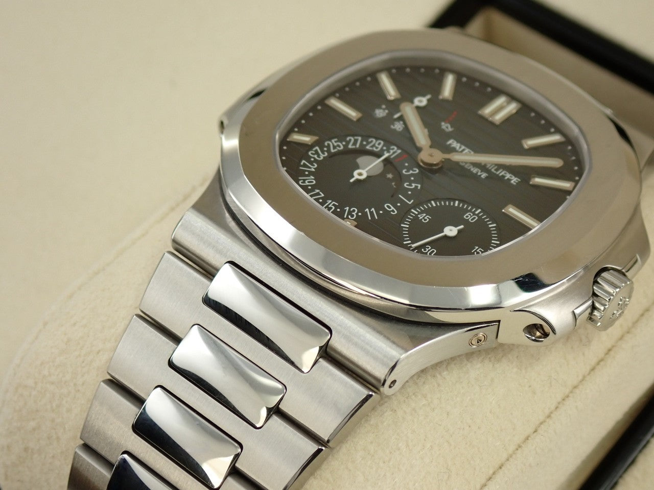 Patek Philippe Nautilus Petite Complication Ref.5712/1A-001 SS Blue Dial