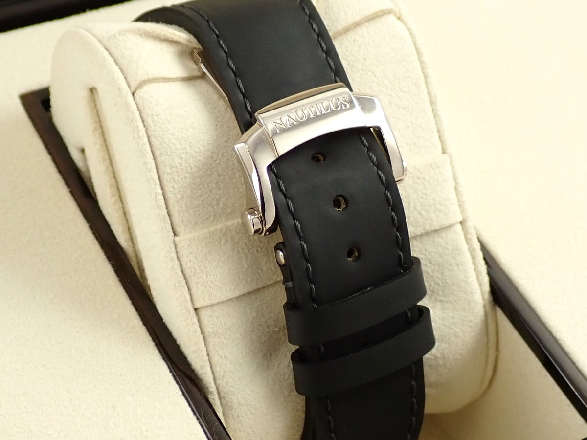 パテックフィリップ ノーチラス プチコンプリケーション Ref.5712G-001 スレート文字盤 美中古 VW7Y271V