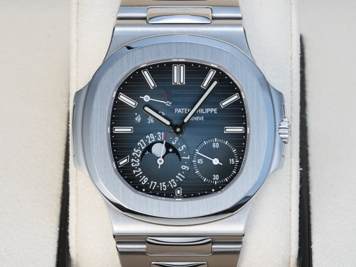 パテックフィリップ ノーチラス プチコンプリケーション Ref.5712/1A-001 ブルー文字盤 極美品 YM9K16P8