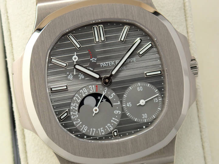 パテックフィリップ ノーチラス Ref.5712G-001 グレー文字盤 中古 nautilus-46