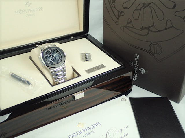 パテックフィリップ ノーチラス Ref.5712/1A-001 ブラックブルー文字盤 美品 nautilus-49