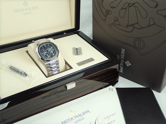 Patek Philippe Nautilus Petitcon