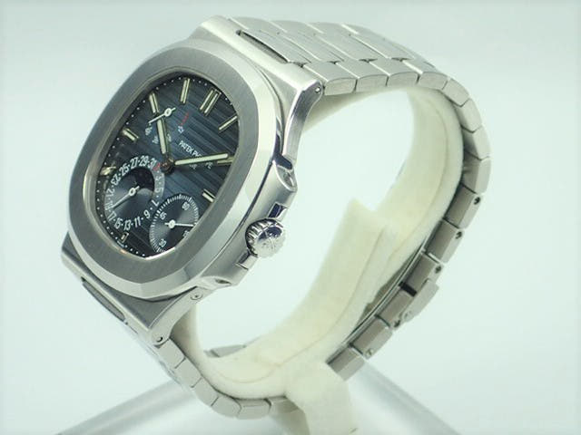 パテックフィリップ ノーチラス Ref.5712/1A-001 ブラックブルー文字盤 中古 nautilus-51