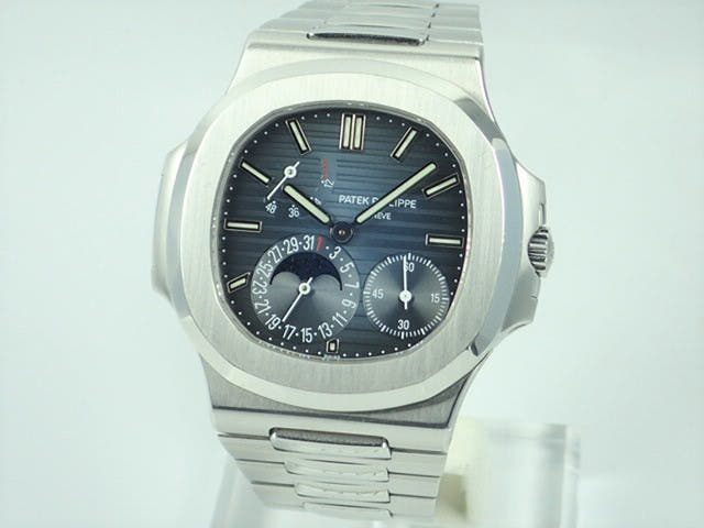 パテックフィリップ ノーチラス Ref.5712/1A-001 ブラックブルー文字盤 中古 nautilus-51