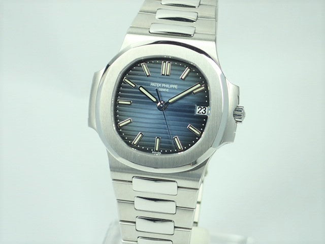 Patek Philippe Nautilus [Good Condition]