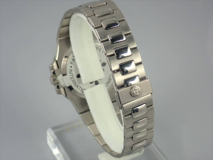 パテックフィリップ ノーチラス Ref.3800/1 ブルー文字盤 中古 nautilus-78