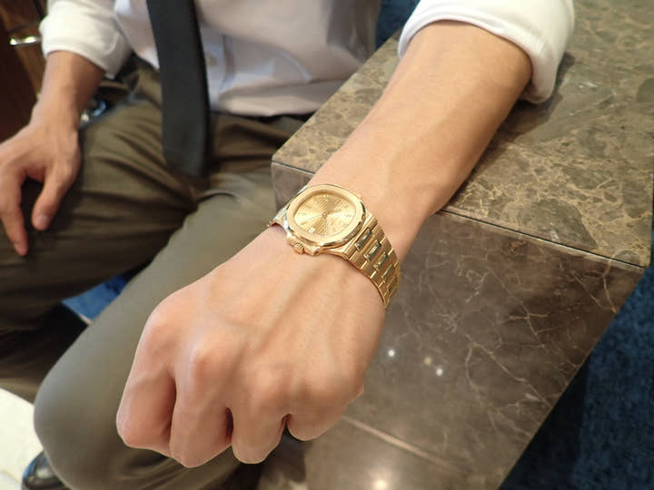 パテックフィリップ ノーチラス Ref.3800/1J シャンパン文字盤 中古 nautilus-79
